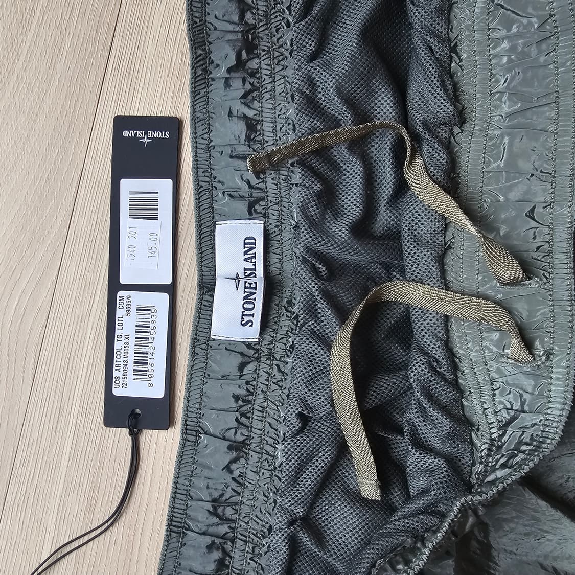 XL 2회착) 스톤아일랜드 로고 패치 메탈 나일론 하프 팬츠 반바지 상품이미지8