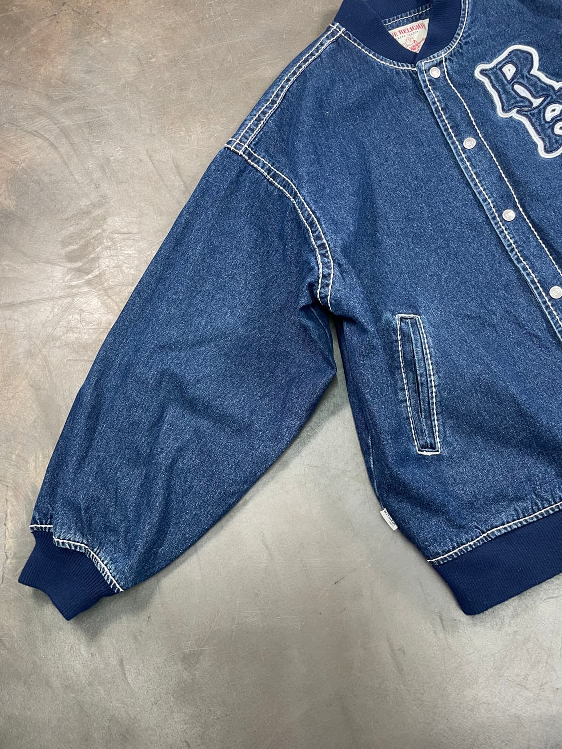 트루 릴리전 코드레드 인디고 스티치 데님자켓 상품이미지3