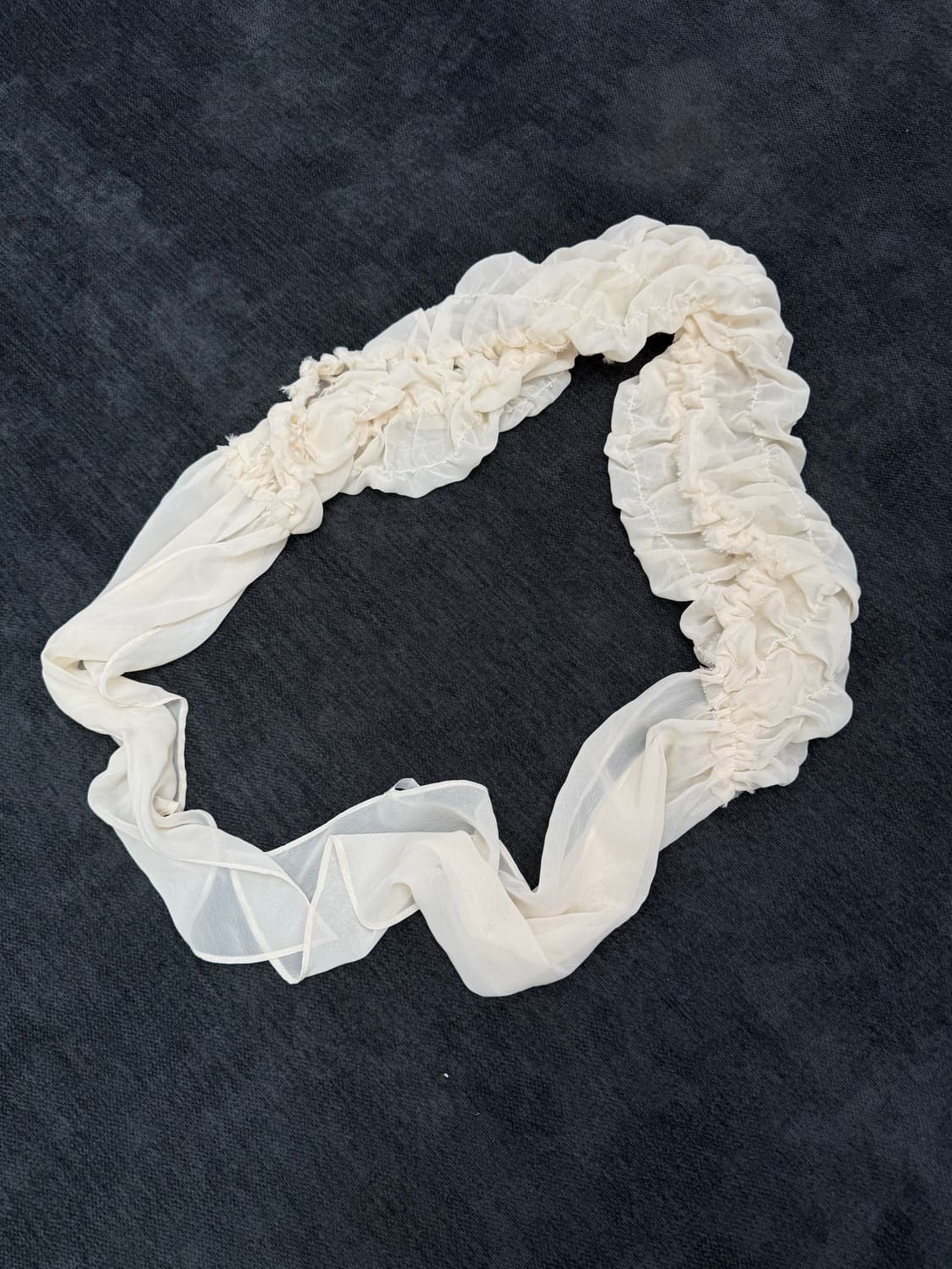 빈티지 아이보리 셔링 스카프 상품이미지1