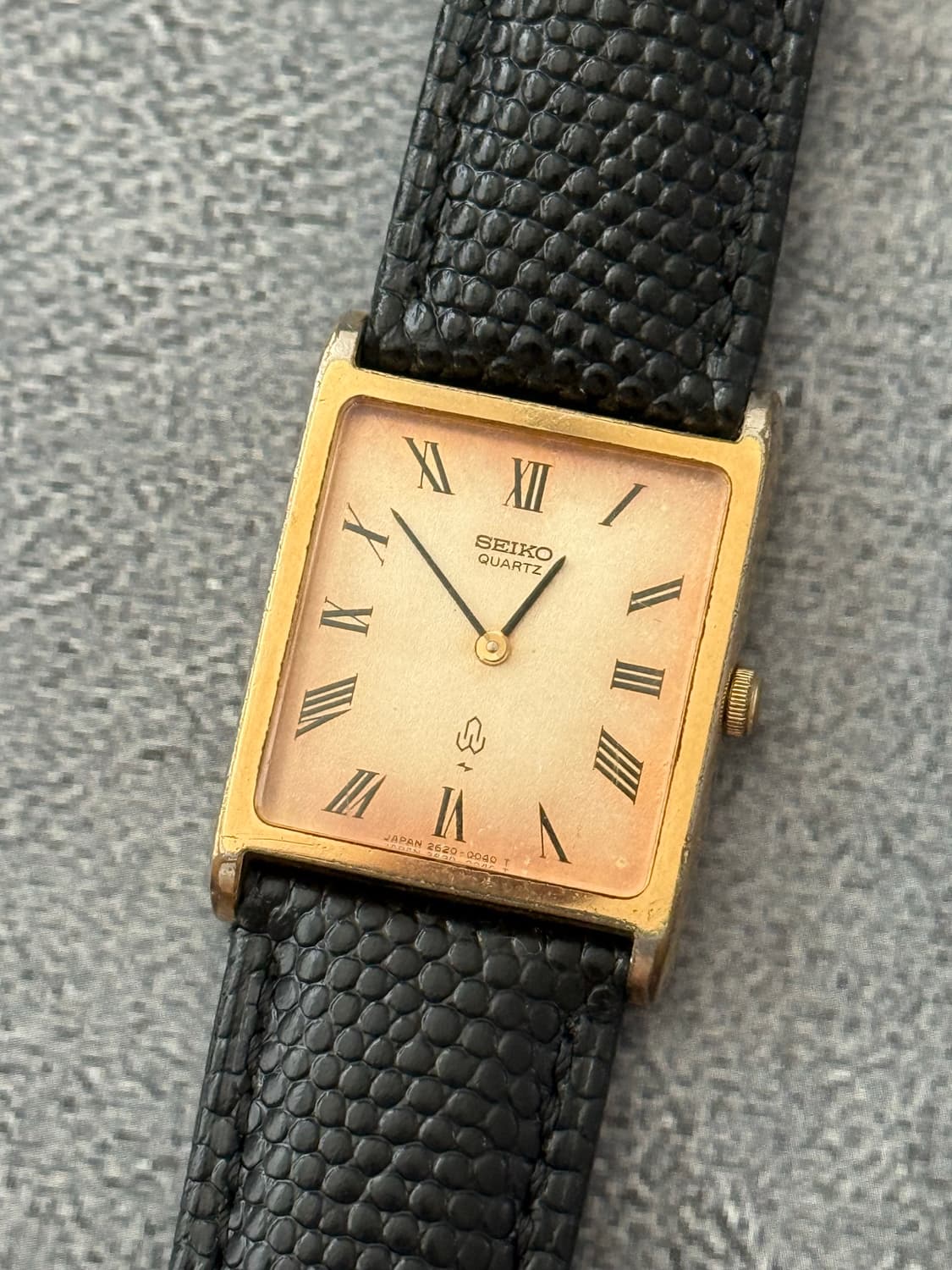 Seiko 세이코 쿼츠 샤를 드 로만 골든 에이지 아카이브 상품이미지1