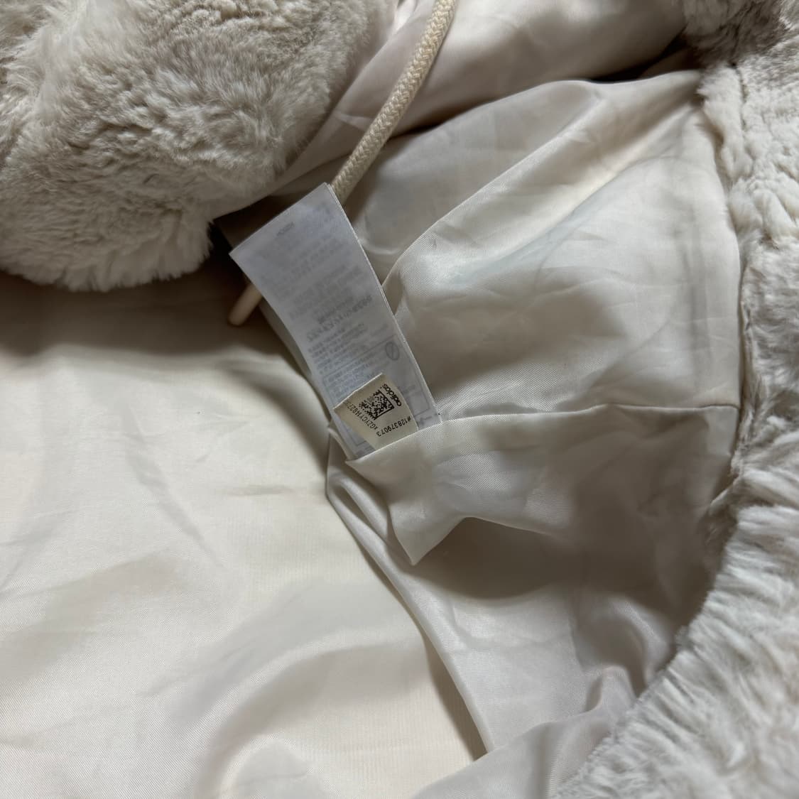아디다스 빅로고 퍼자켓 상품이미지5