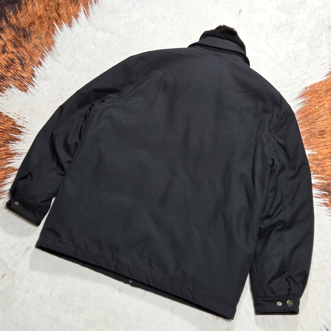 빈티지 카라퍼 덕다운 오버핏 블랙 점퍼 상품이미지4