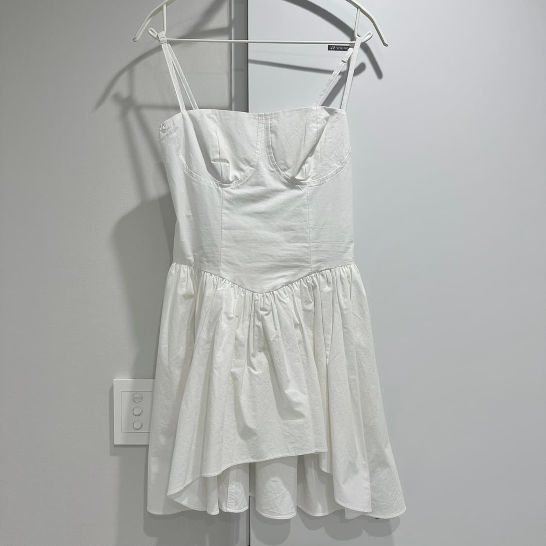 카키포인트 플레어 레이어드 미니 드레스 아이보리 상품이미지2