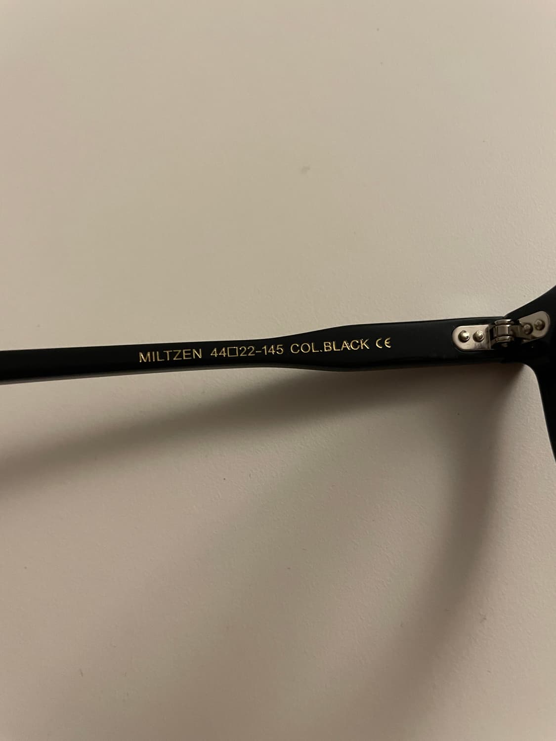 모스콧 밀첸 44사이즈 블랙 + 선글라스렌즈 2종 상품이미지3