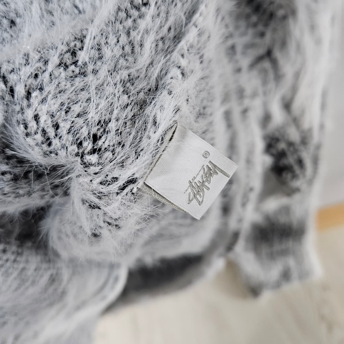 (XL) 스투시 헤어리 플래드 가디건 화이트  상품이미지3