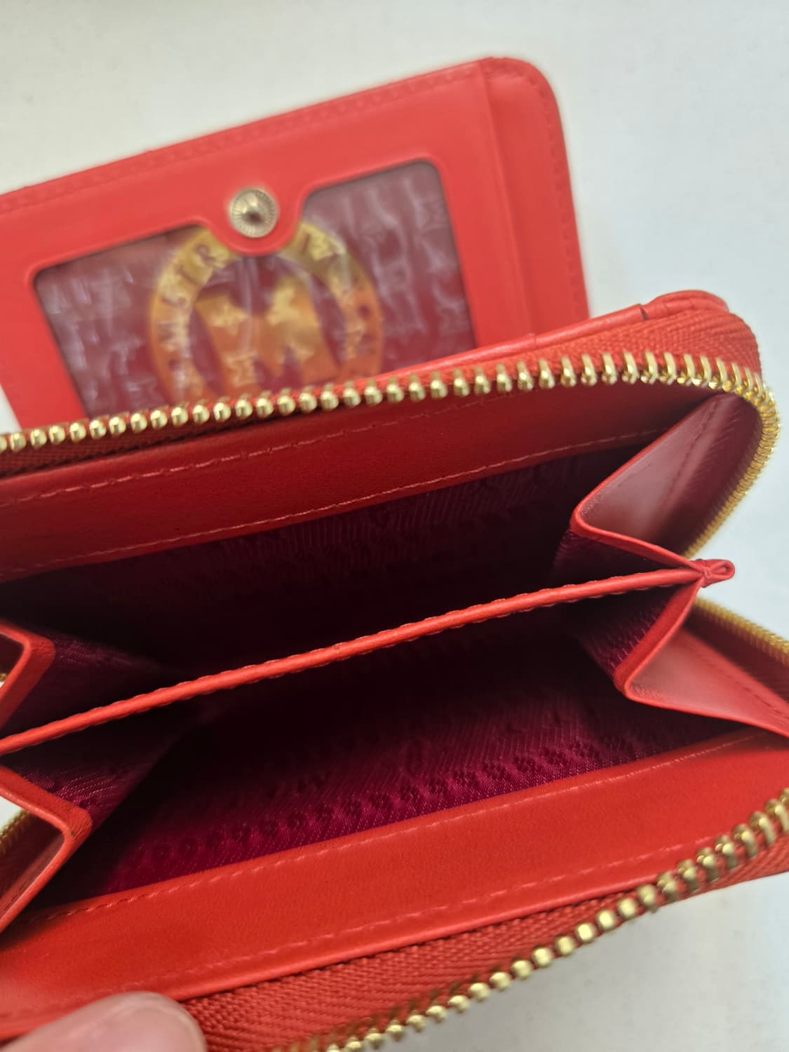 메트로시티 반지갑 레드 M203WQ3071R 미사용 새상품 가격인하  상품이미지3