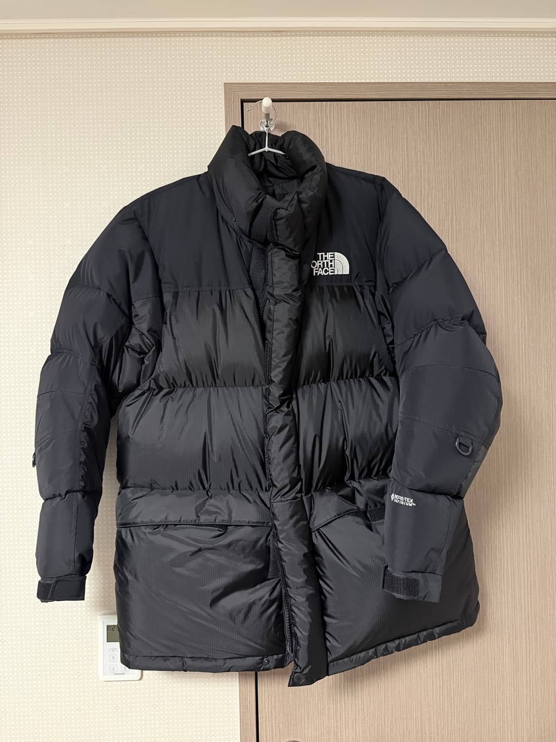 노스페이스 힘다운 일본판 m사이즈 팝니다 상품이미지1