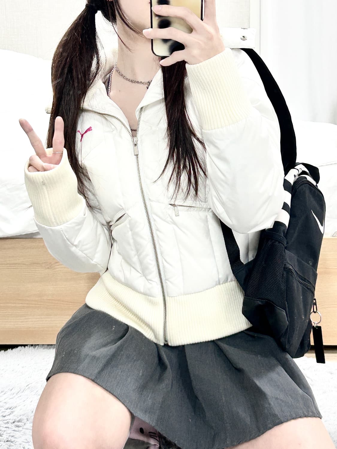 퓨마 핑크로고 화이트 숏패딩 상품이미지2