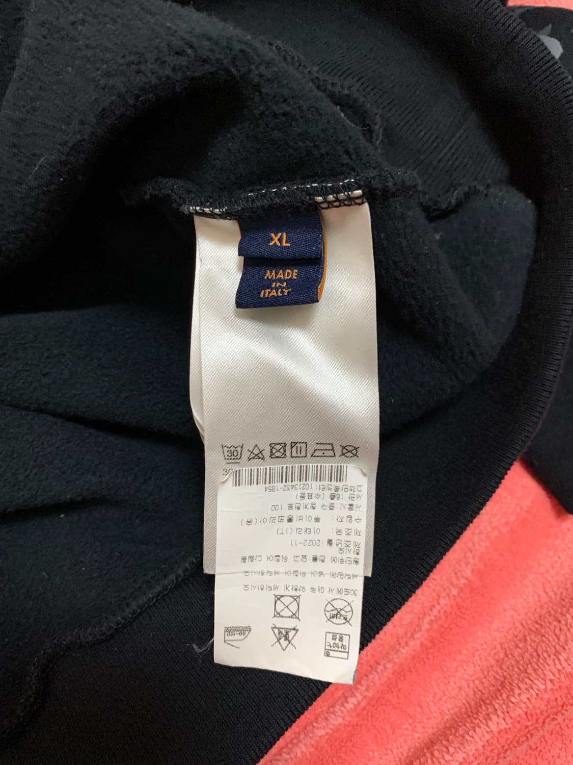 루이비통 쿠사마야요이 모노그램 맨투맨 상품이미지2