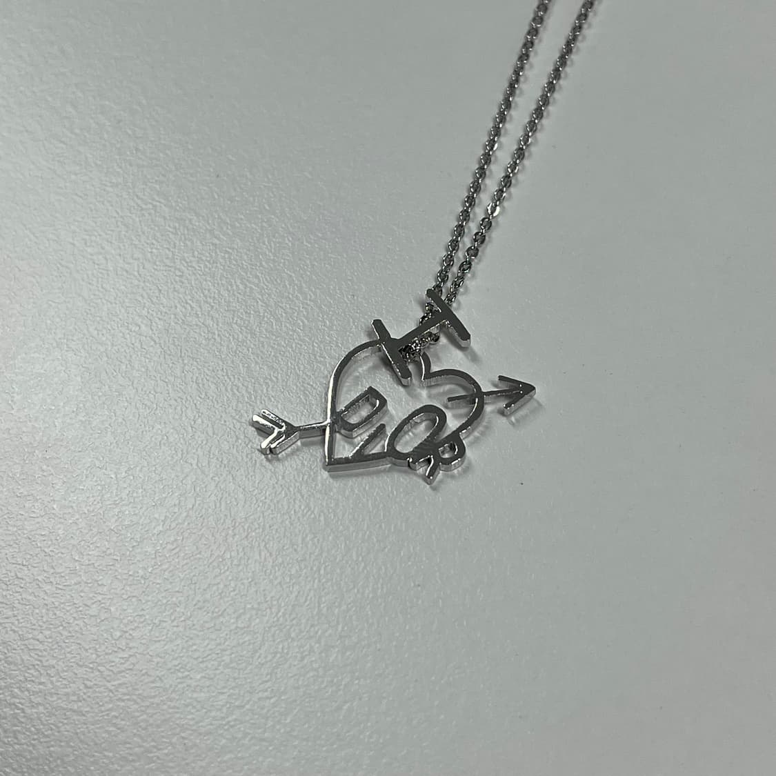 디올 하트 애로우 목걸이 상품이미지2