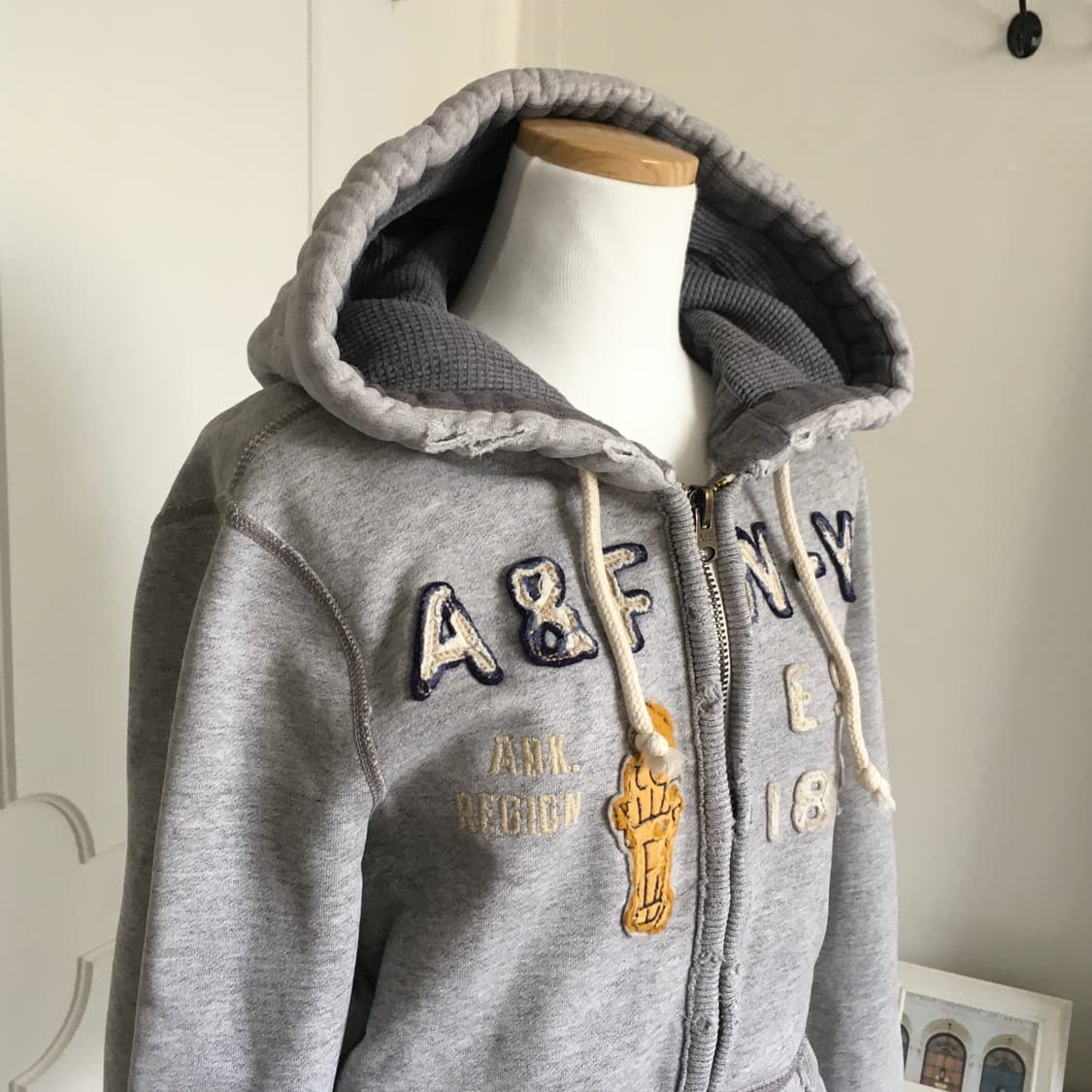 아베크롬비 빈티지 로고패치 후드집업 상품이미지2