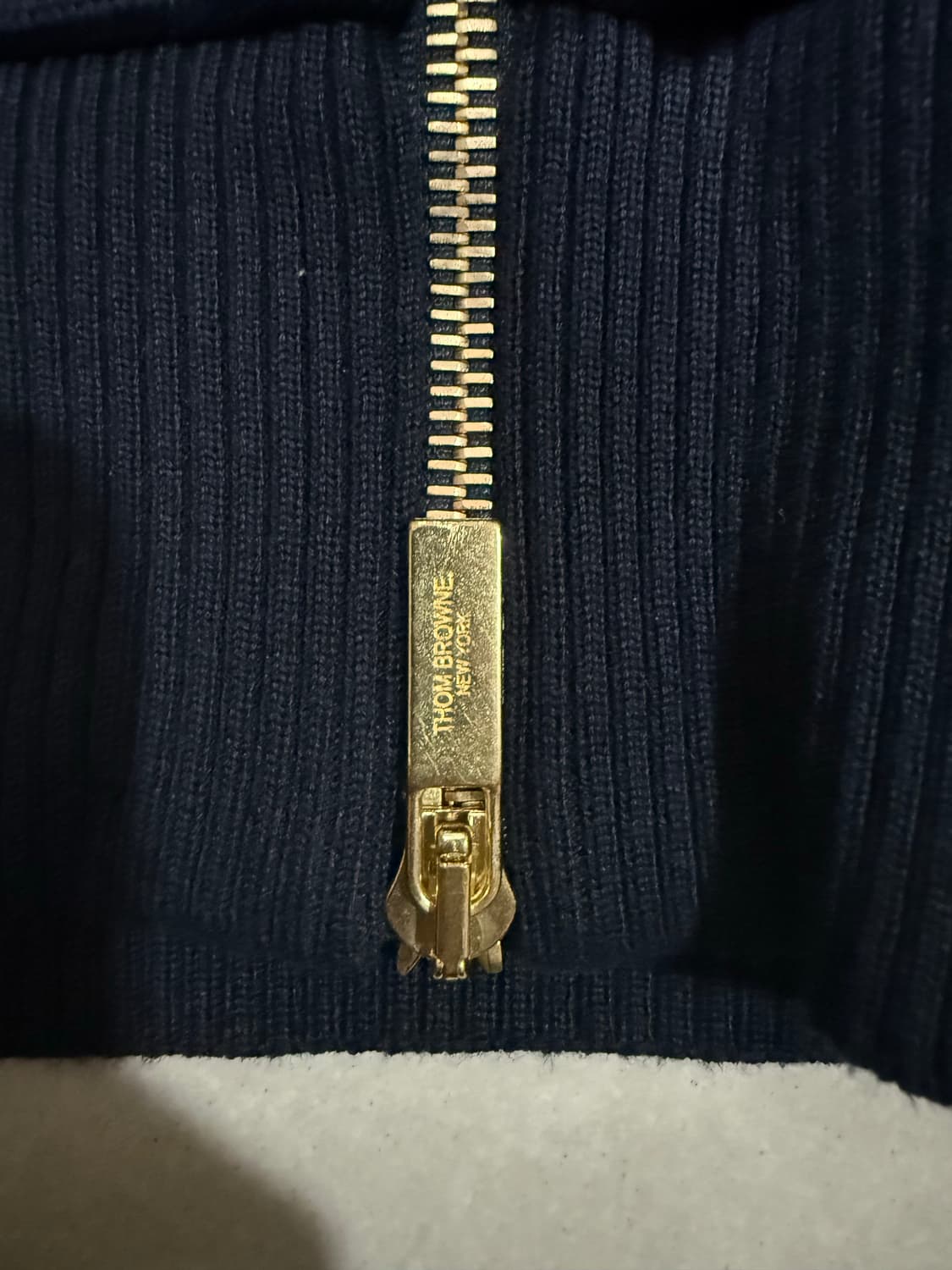 [당일출고,3사이즈] 톰브라운 암밴드 밀라노스티치 후드집업 상품이미지5