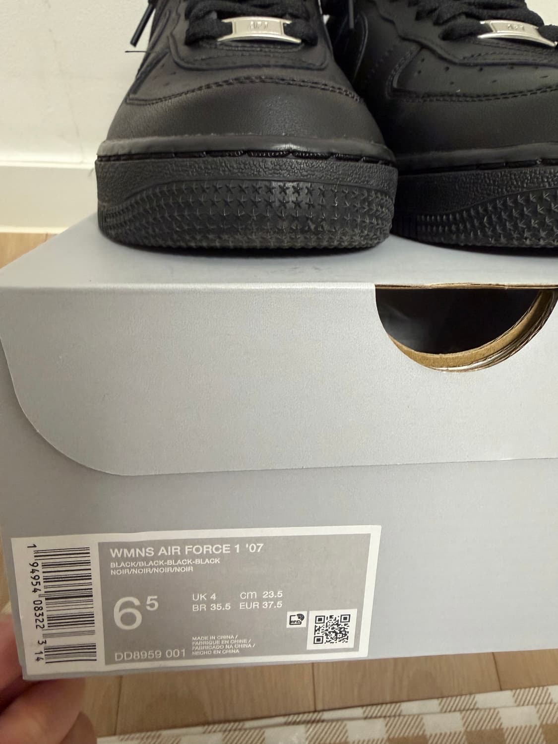 나이키 에어포스1 트리플블랙 235 상품이미지4