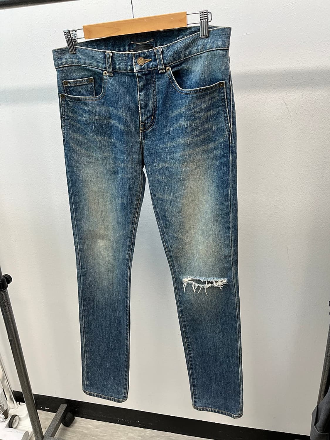 29) 생로랑 디스진  상품이미지1