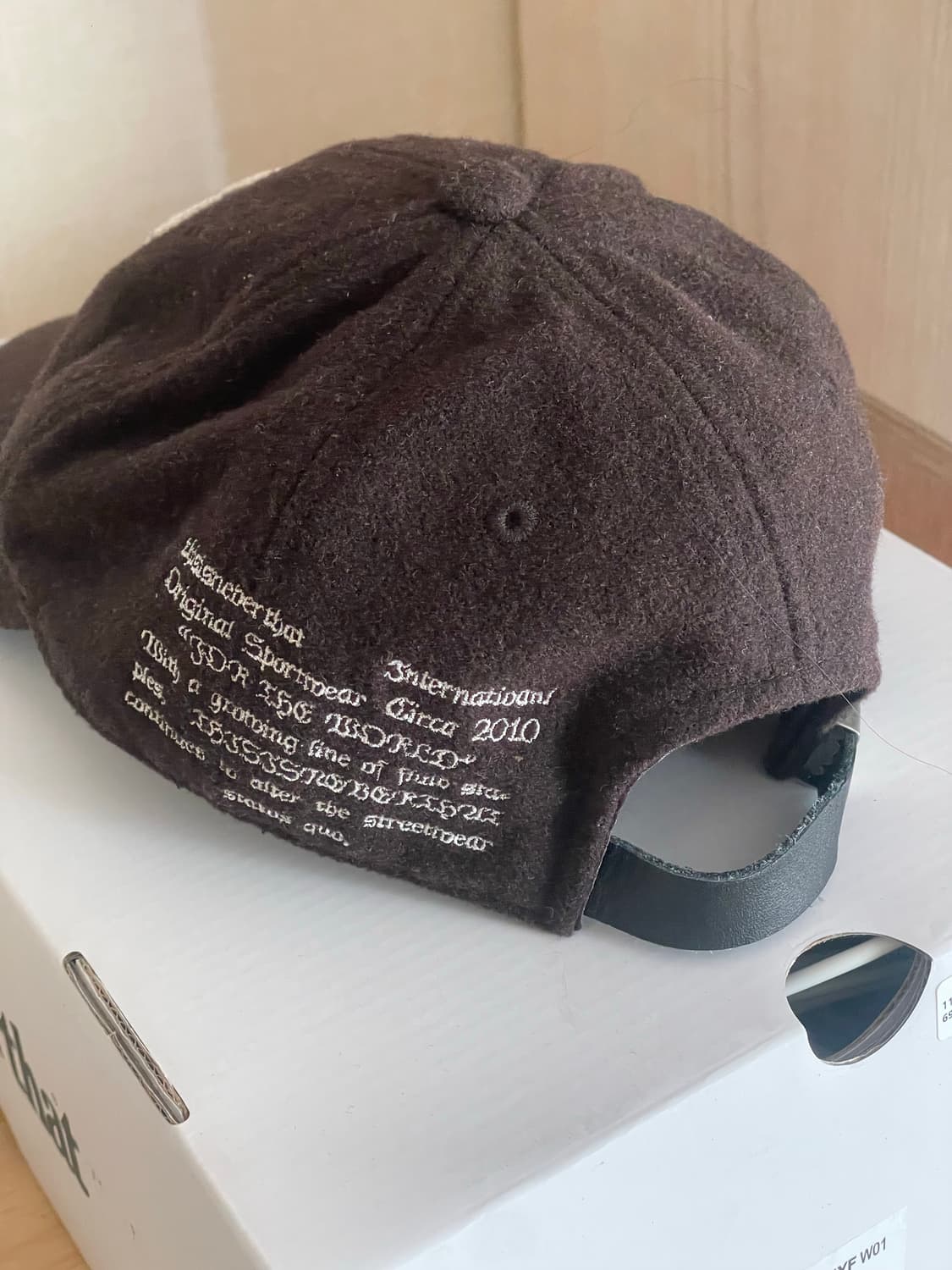 디스이즈네버댓 N 펠트 아플리케 캡 베이지 상품이미지2