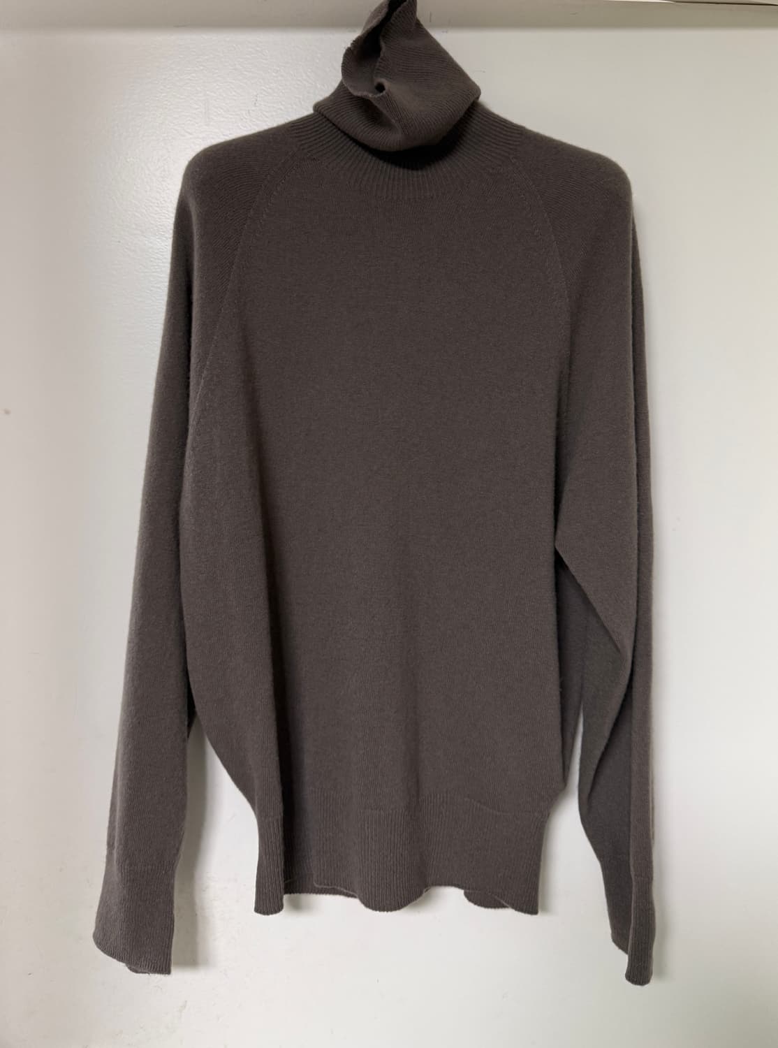 에이치에이트니트! 얼바닉30 셀린느 낫띵리튼 문달 파사드패턴 프라다 게드 상품이미지7