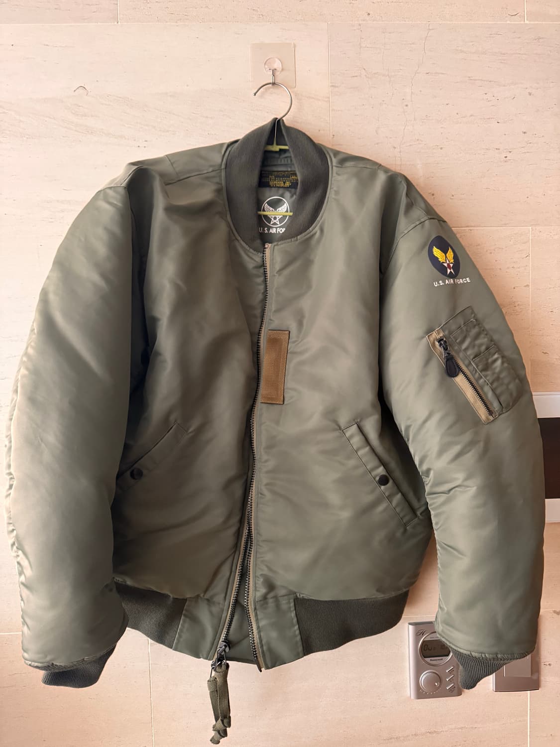 브론슨 ma-1 한국버전 L사이즈 상품이미지1