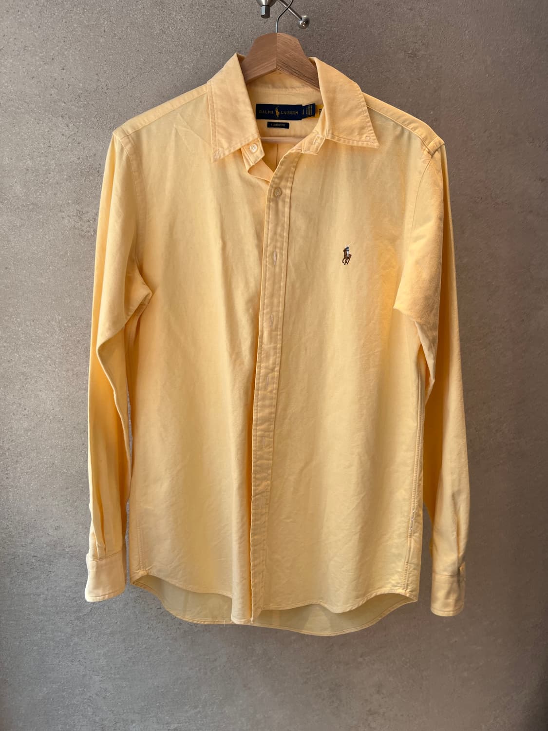 폴로 랄프로렌 클래식 핏 옐로우 셔츠 상품이미지1