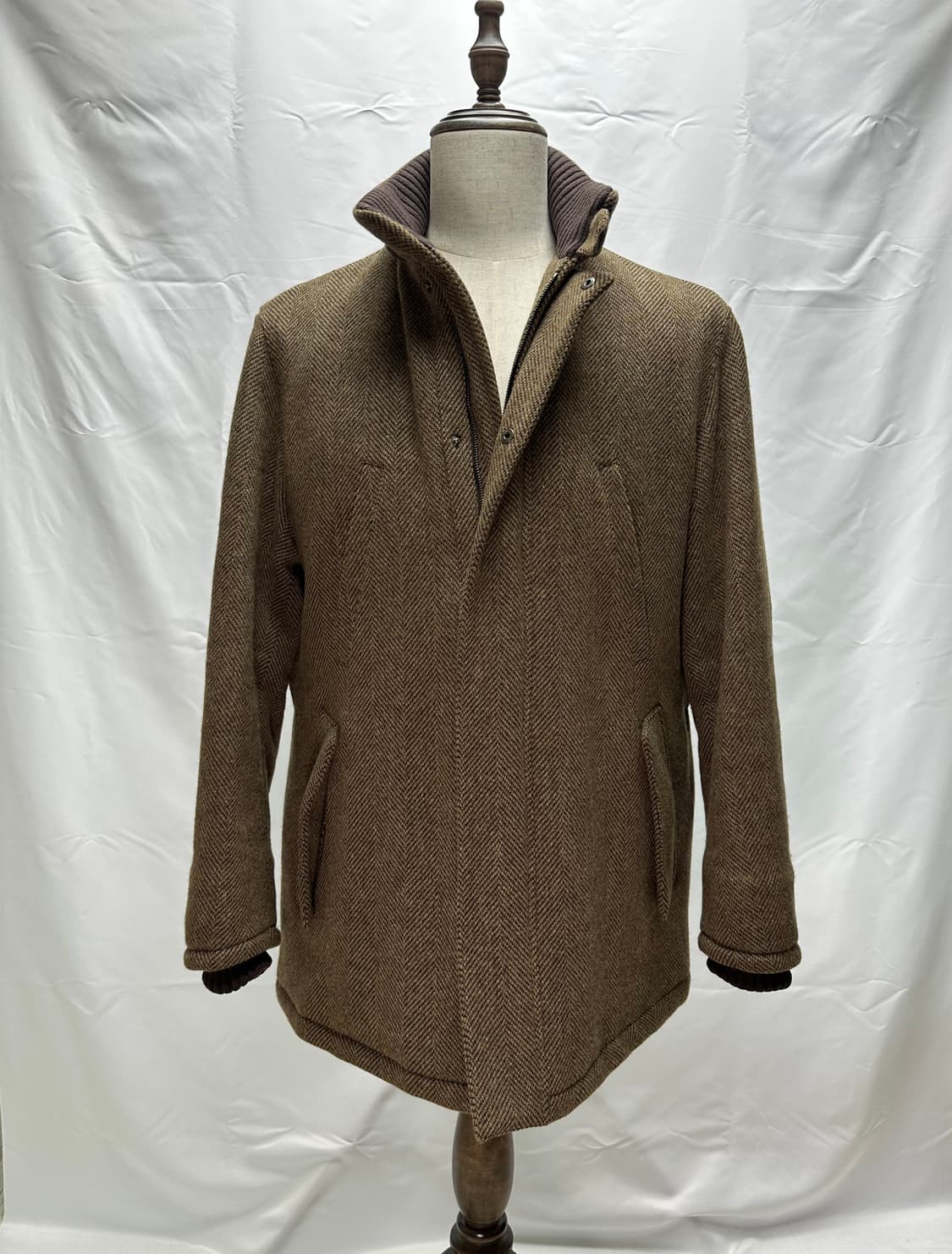 로로피아나 아이서 캐시미어 라쿤퍼 자켓 M(105) 판매 상품이미지2