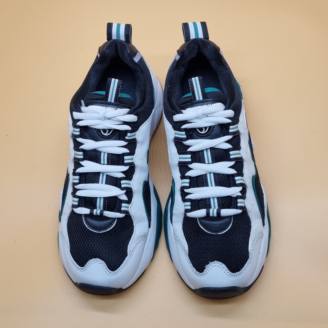 스케쳐스 딜라이트3 여성운동화240  상품이미지2