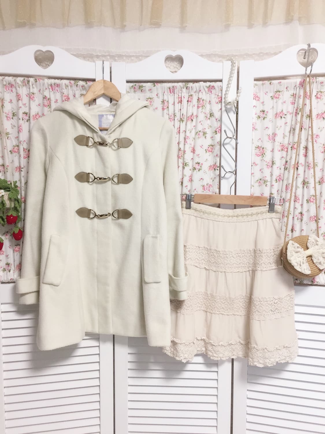 빈티지 아이보리 버클 후드 코트 상품이미지1