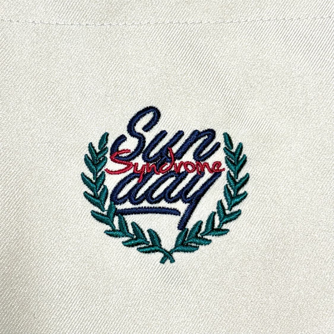 로맨틱 크라운 베이지 셔츠 L 상품이미지10