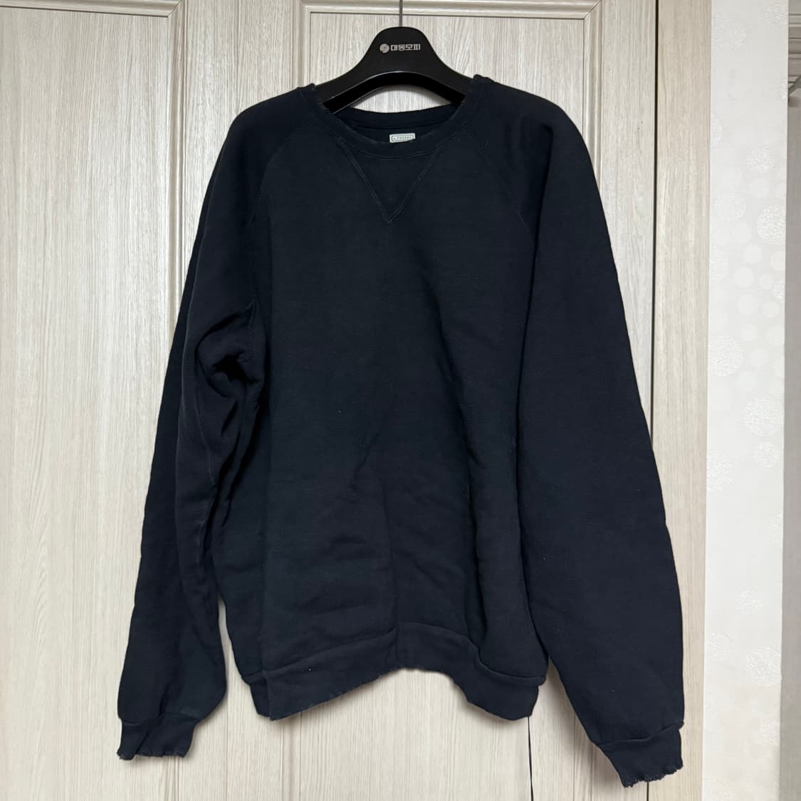 [3] 아프레쎄 25aw 빈티지 더블 v 스웨트 셔츠 블랙 상품이미지3