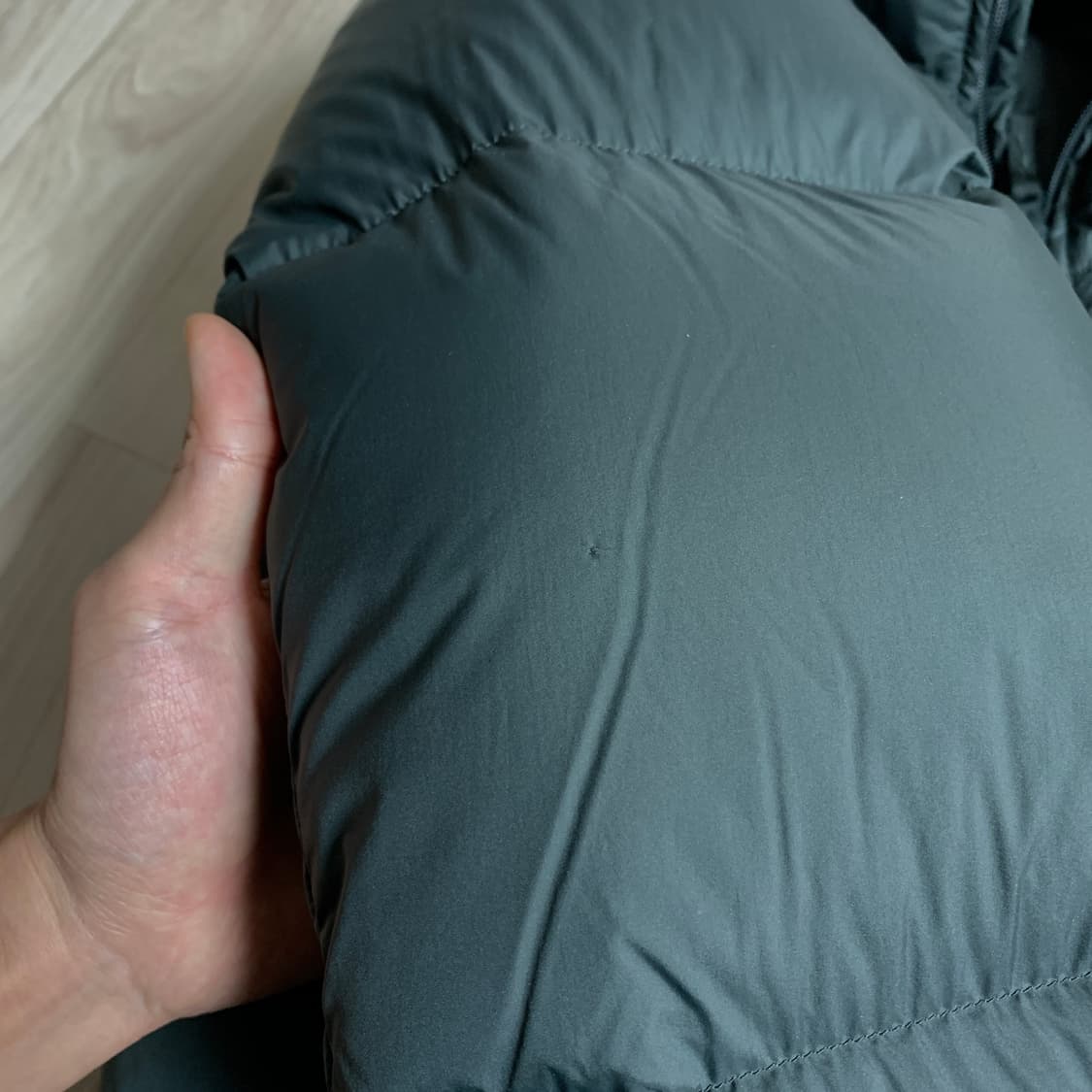 유니클로U 봉패딩 울트라라이트다운 그린 M 상품이미지6