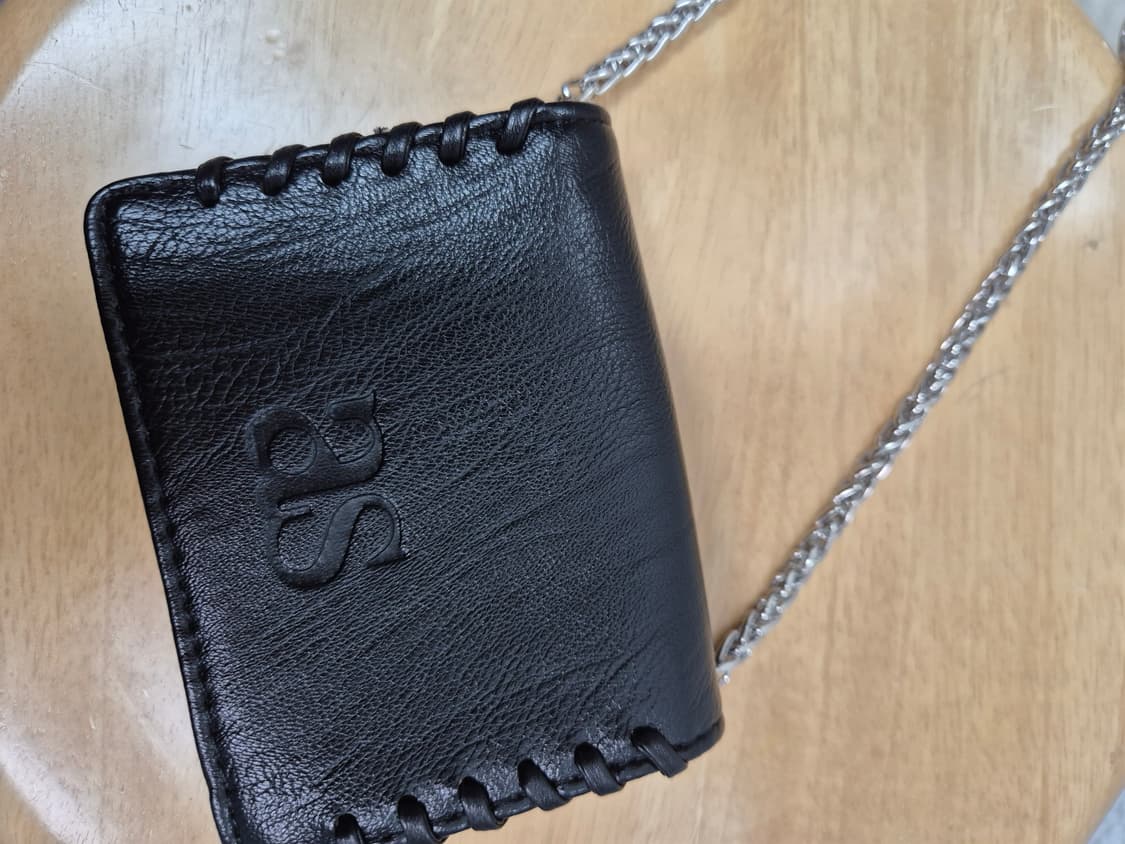 애즈온 지갑 BRYNN CHAIN WALLET 상품이미지1