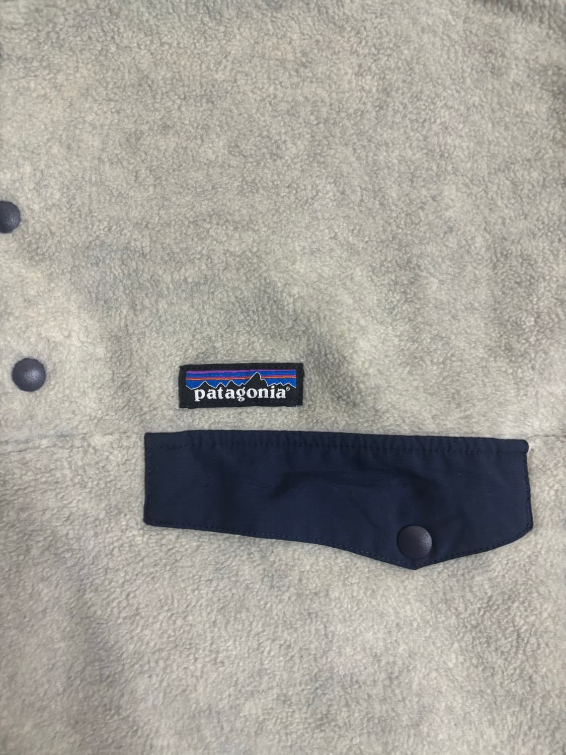 파타고니아 헤비웨이트 신칠라 오트밀 M사이즈 판매합니다. 상품이미지2