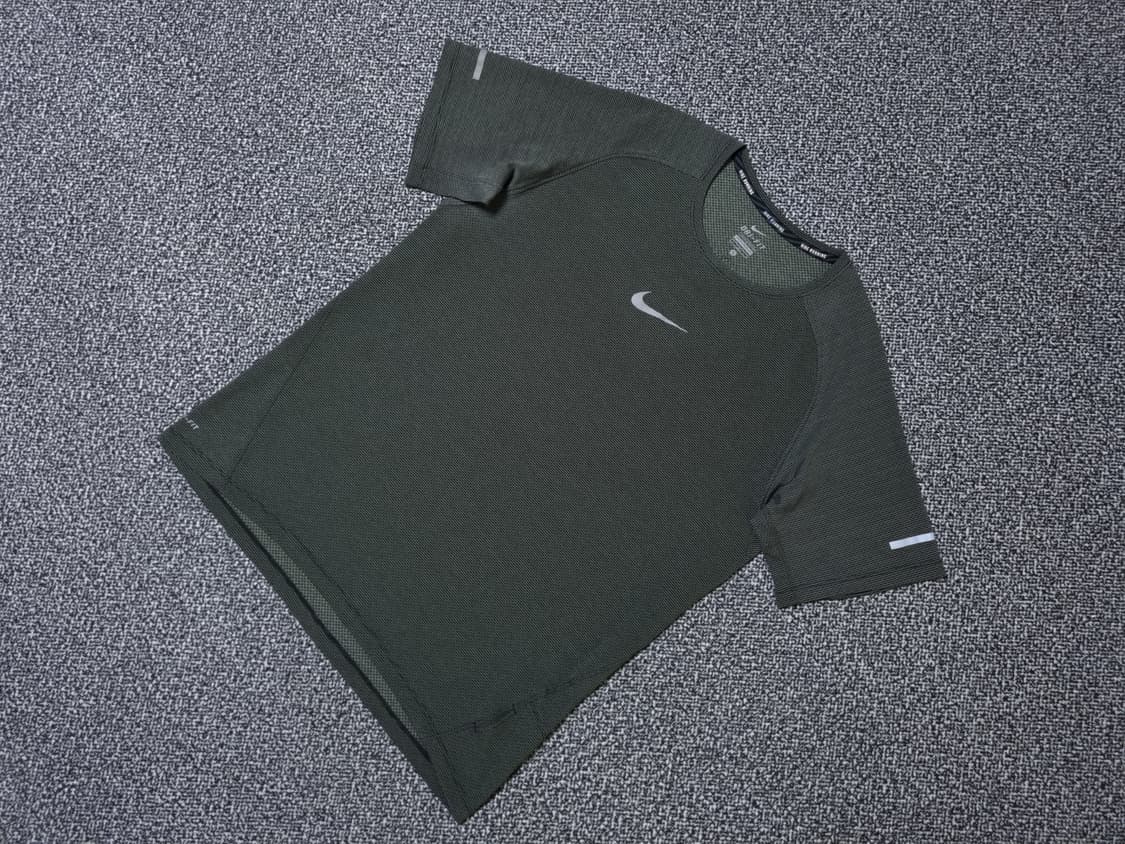 [무료배송][100]나이키 남성용 드라이핏 에어로리엑트 반팔티 상품이미지3