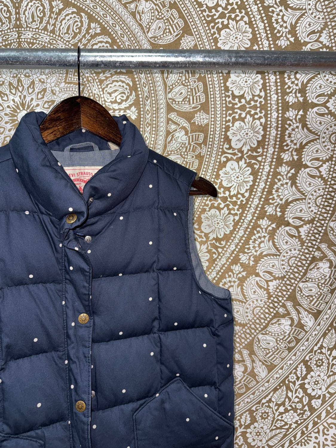 리바이스 여성 덕다운 도트 패딩조끼  상품이미지4