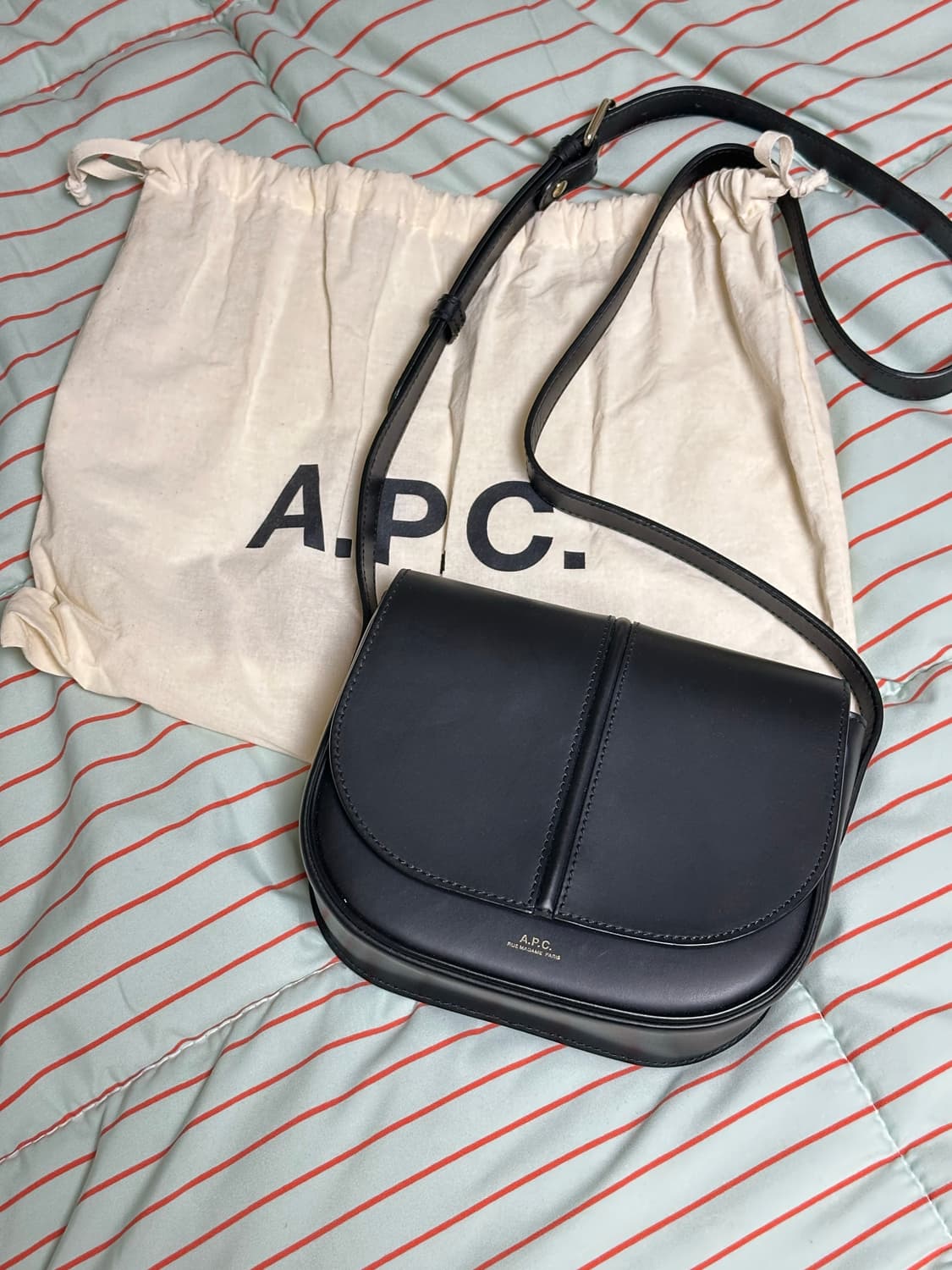 아페쎄 베티백 블랙 상품이미지2