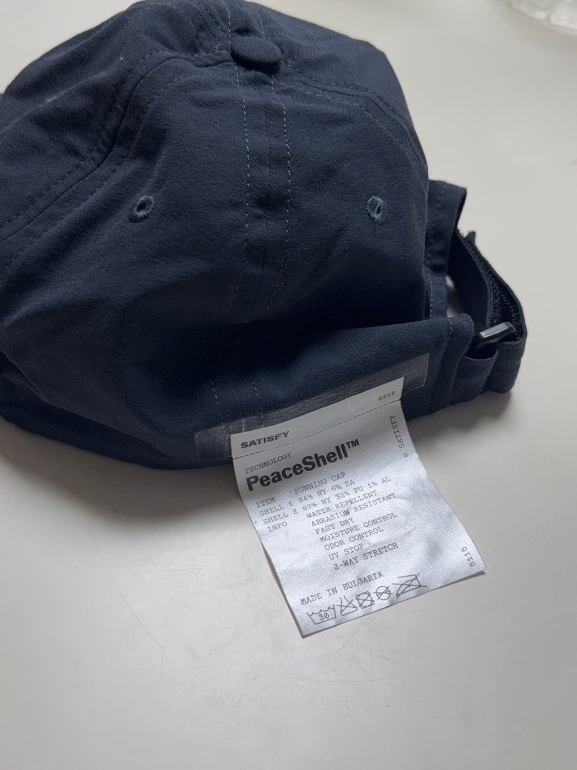 새티스파이(satisfy) 피스쉘 러닝 캡 차콜 상품이미지2
