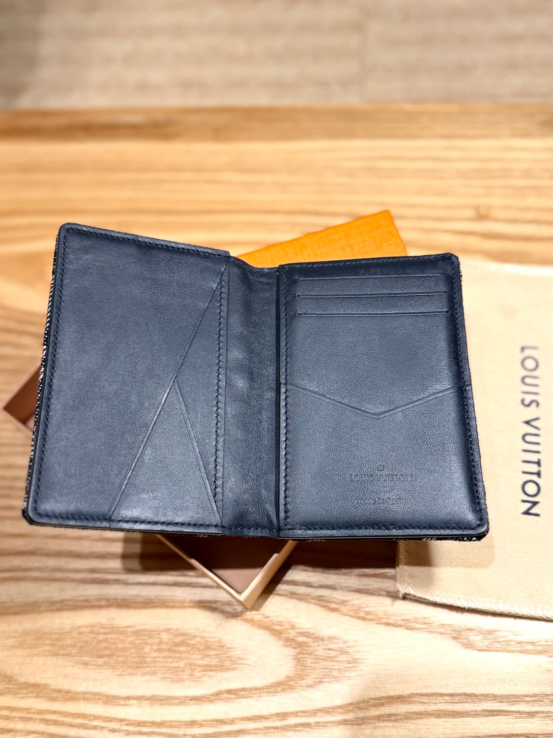 루이비통 오거나이저 테피스트리 데님 한정판 카드지갑 상품이미지2