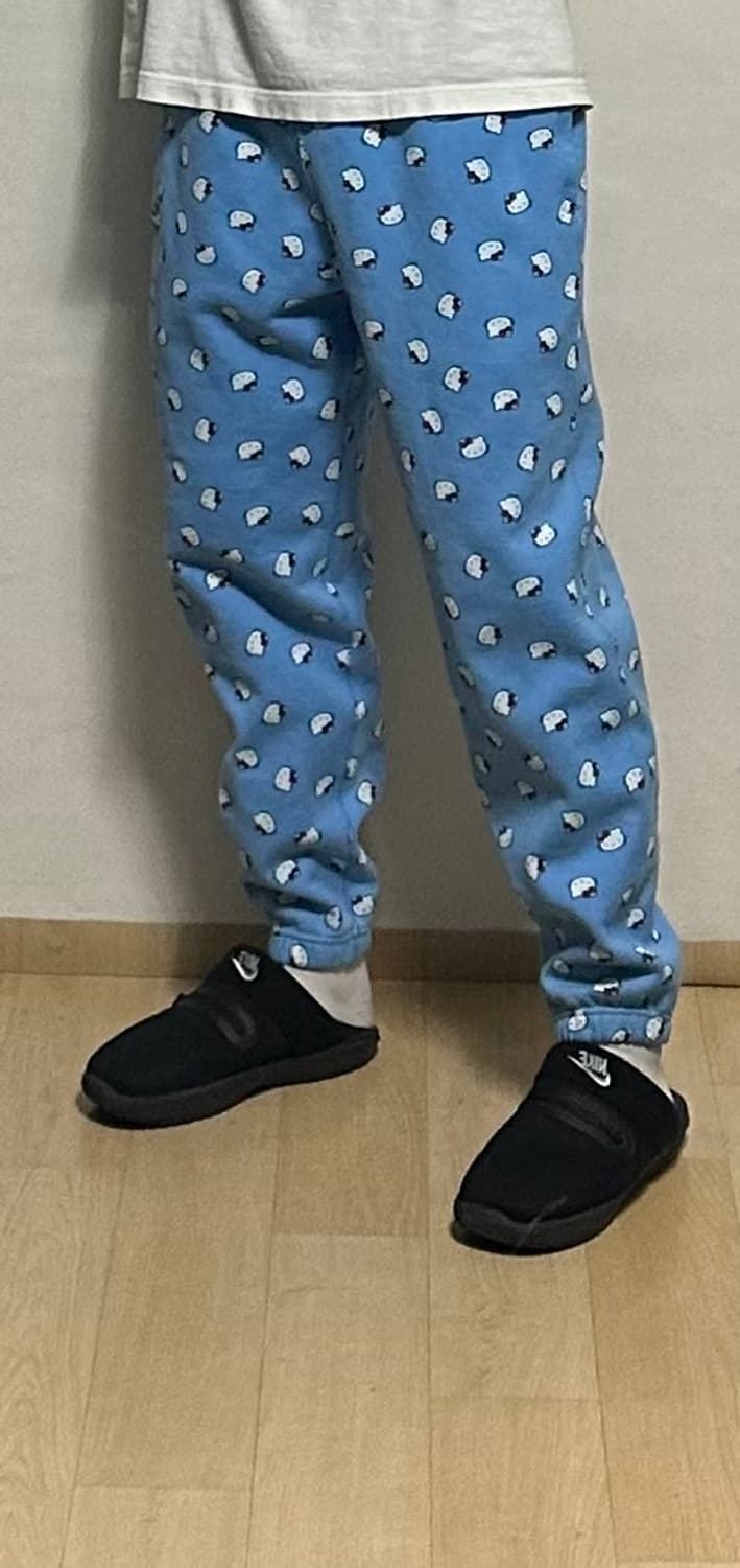 나이키 헬로키티 NRG 플리스 팬츠 상품이미지6