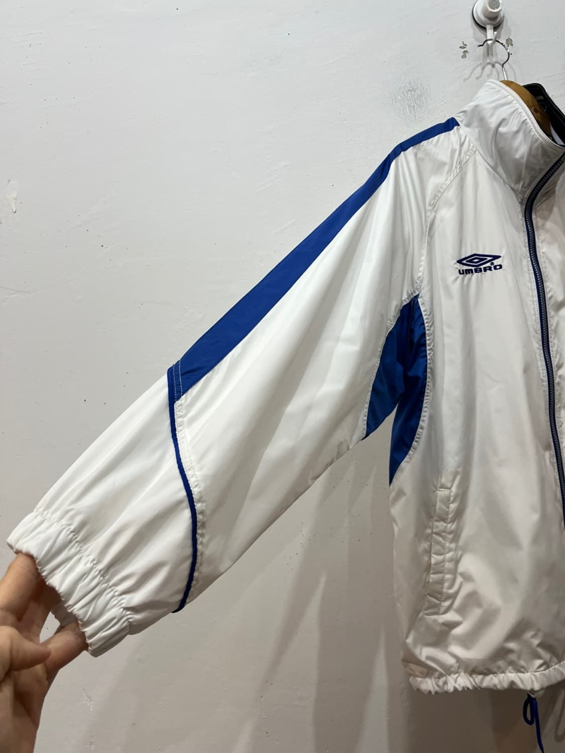 엄브로 올드스쿨 윈드브레이커 바람막이 자켓 100 상품이미지4