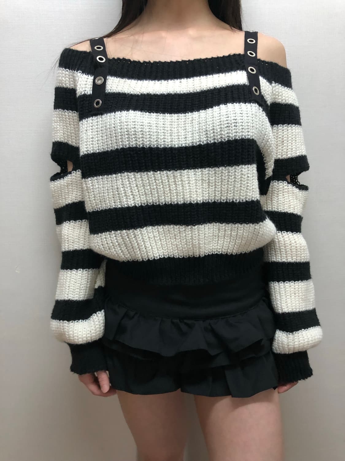 빈티지 블랙 스트라이프 펑크 니트 상품이미지5