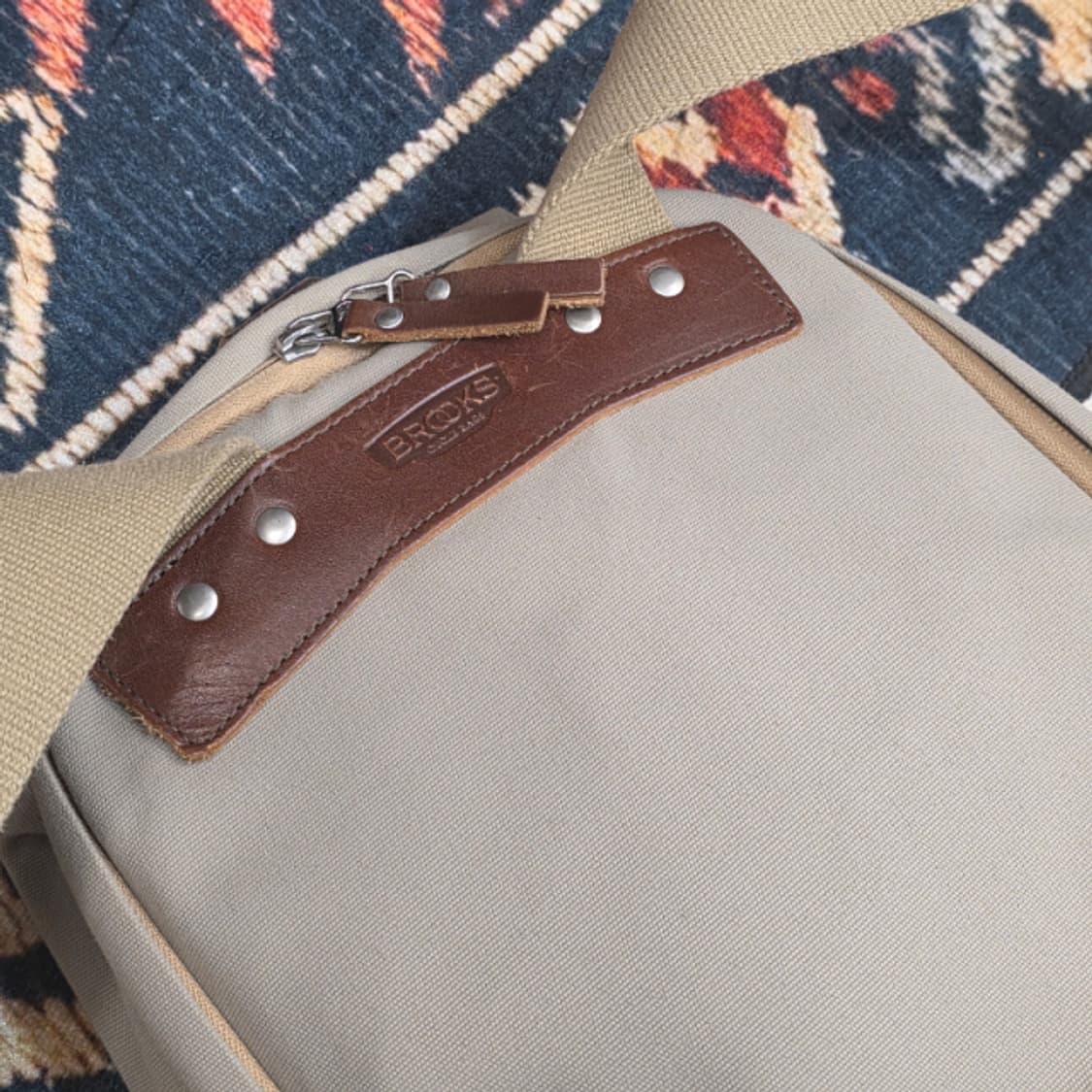 [BROOKS ENGLAND] Dalston Knapsack (Dove) 상품이미지6