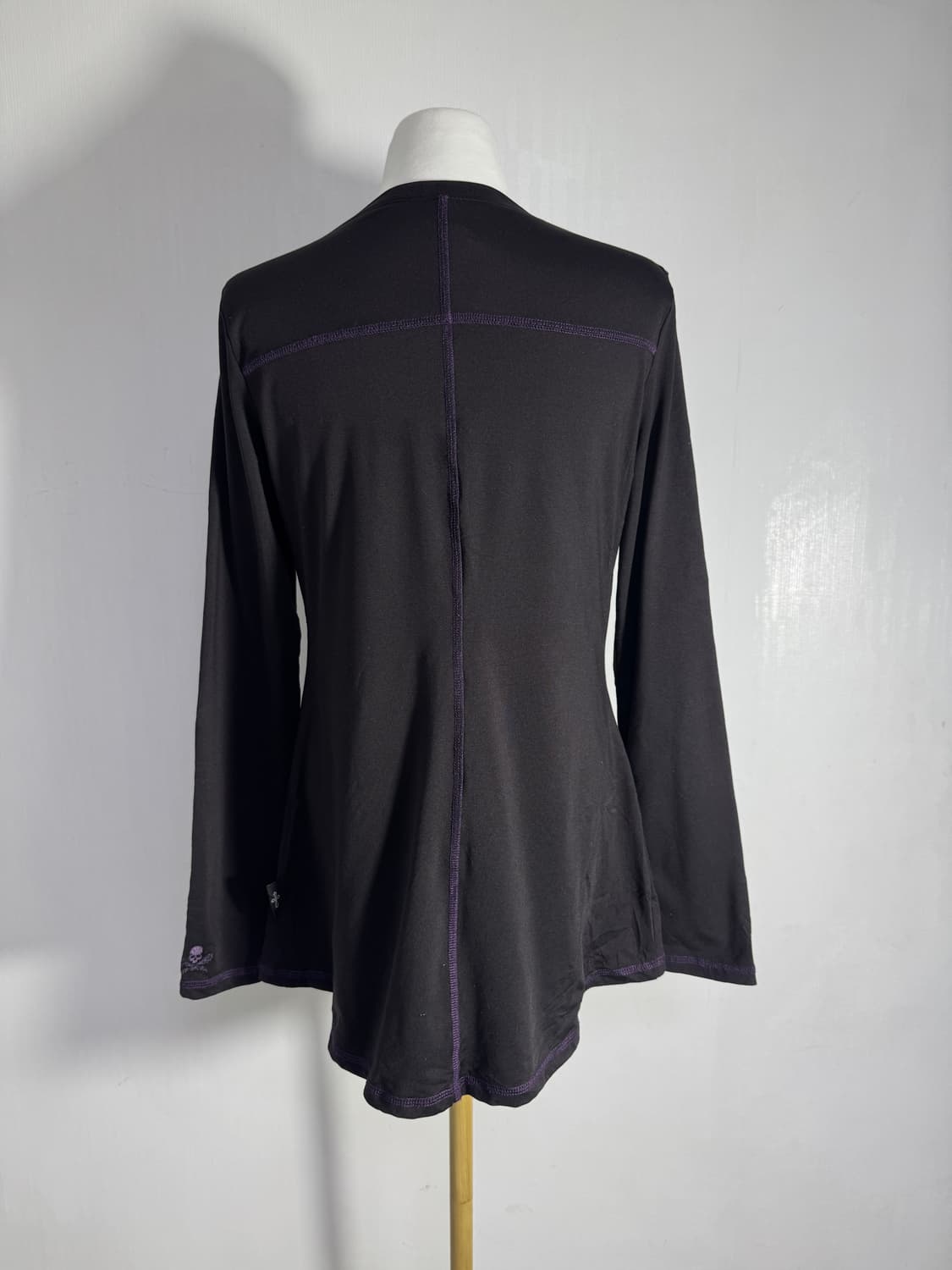 Ozz croce 스컬 프린트 롱슬리브 y2k 고딕 오즈온 상품이미지4