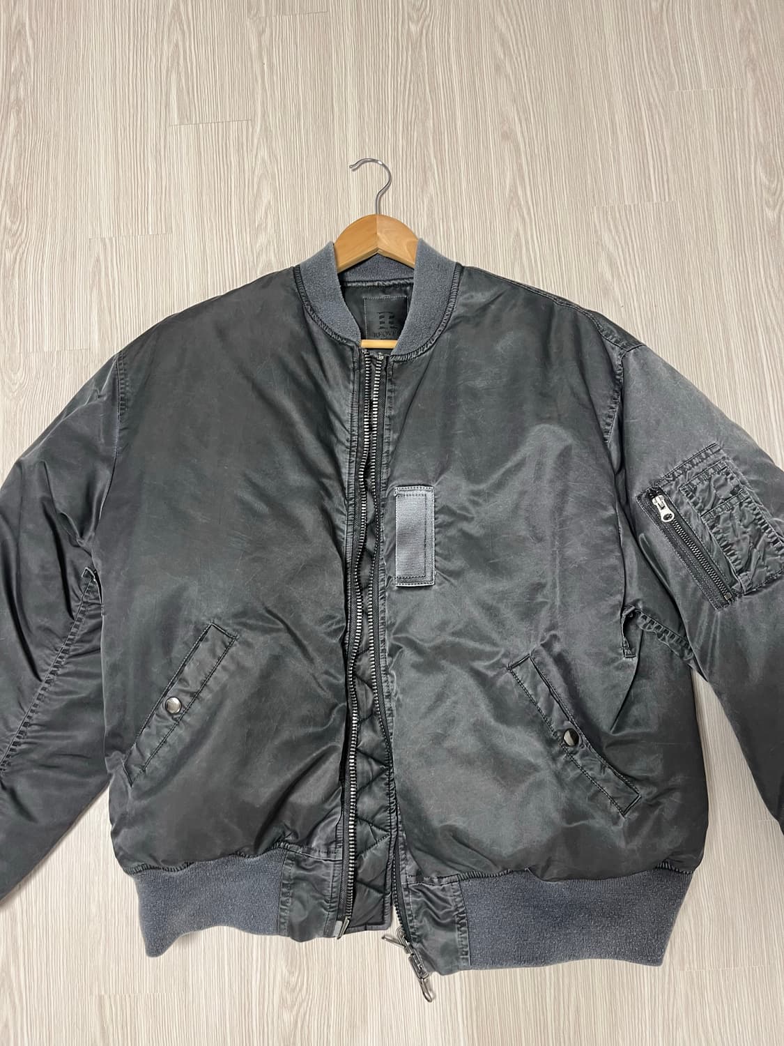 리오버 ma1 상품이미지1