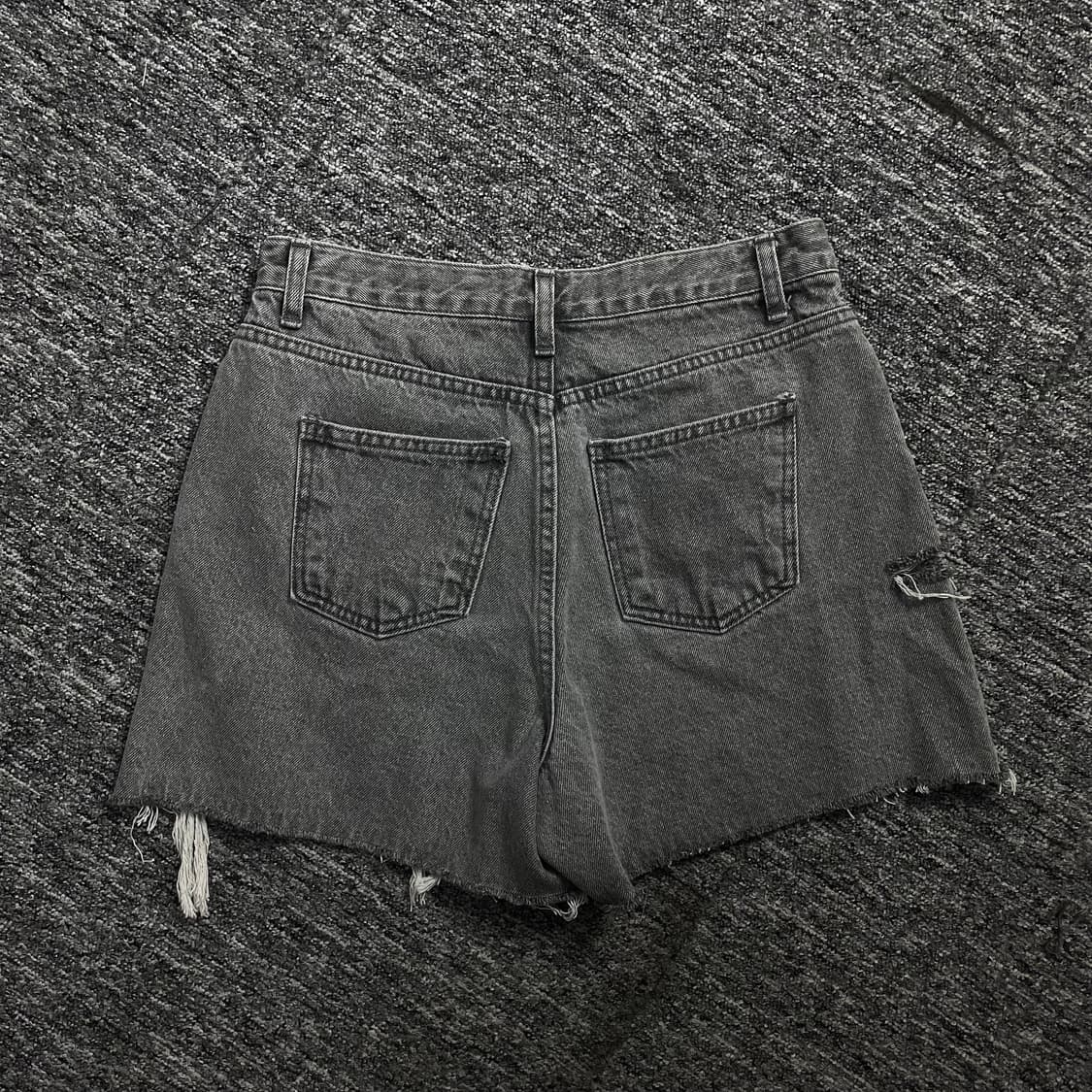 빈티지 커팅 디테일 흑청 핫팬츠o 1485 상품이미지2