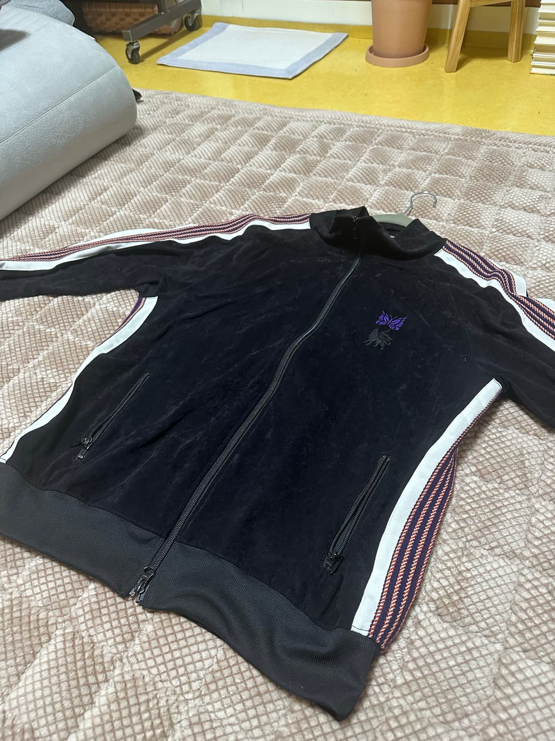 니들스 사스콰치 트랙자켓 상품이미지3