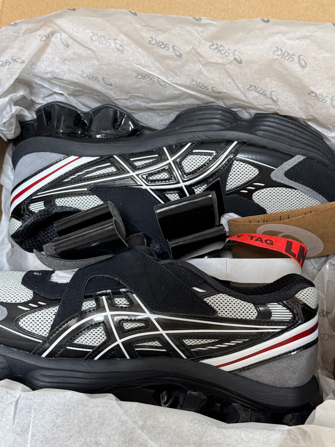 새상품) 아식스x슈슈통 젤 키네틱 플루언트 스니커즈 250 상품이미지2