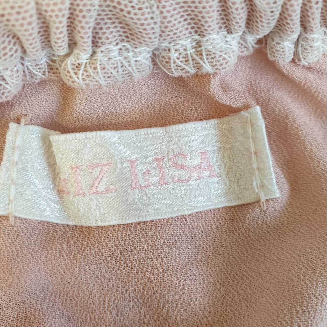 LIZ LISA(리즈리사) 고전라벨 레이스 오프숄더 블라우스 상품이미지6