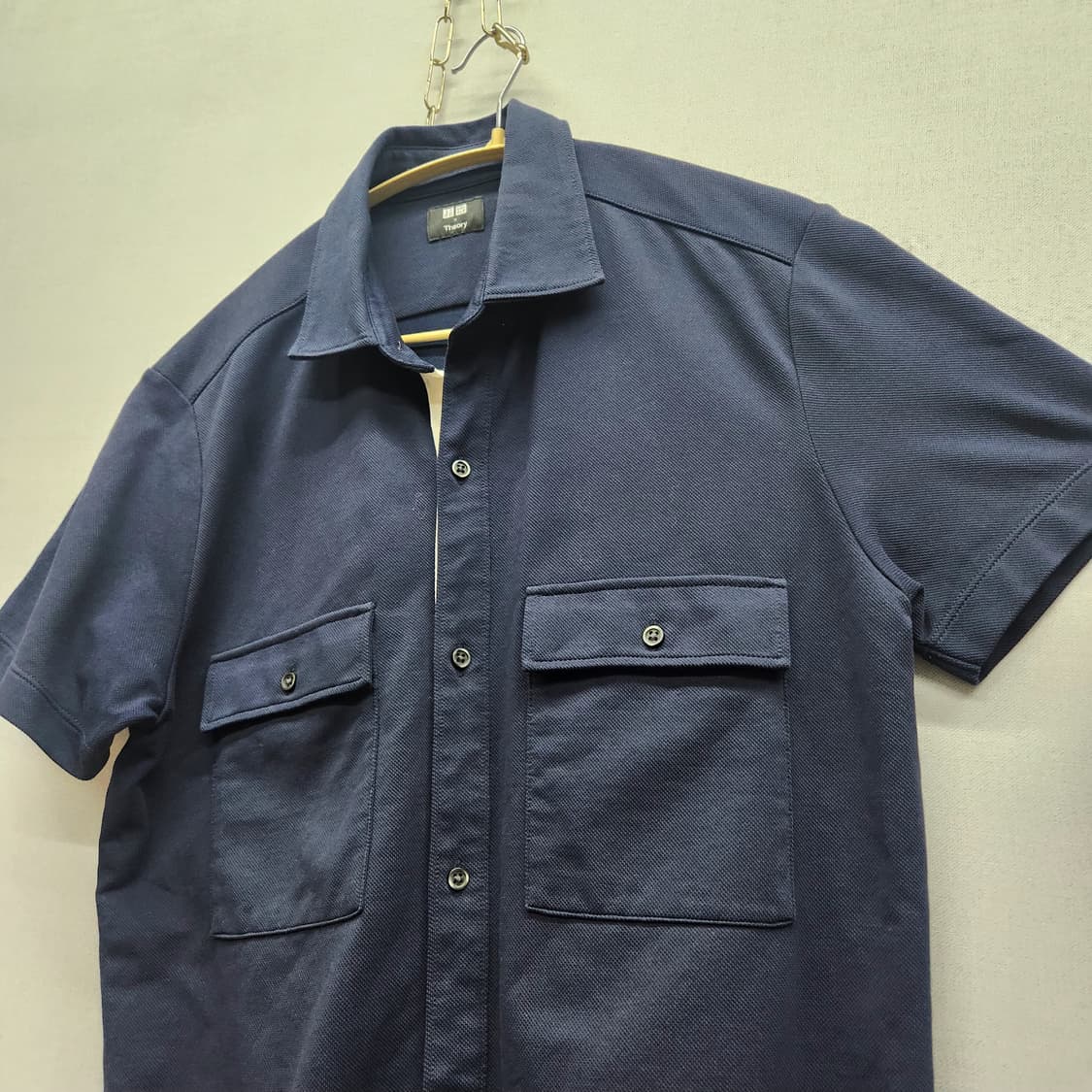 유니클로x띠어리 투포켓 반팔셔츠 L(M) 상품이미지3