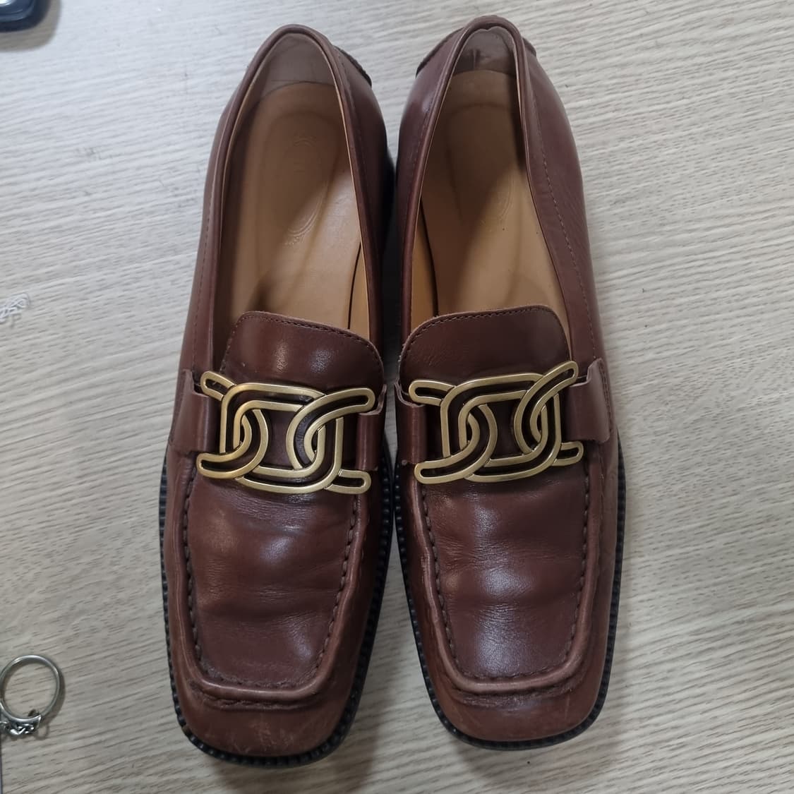 토즈 체인디테일 여성로퍼 36.5 235 상품이미지2