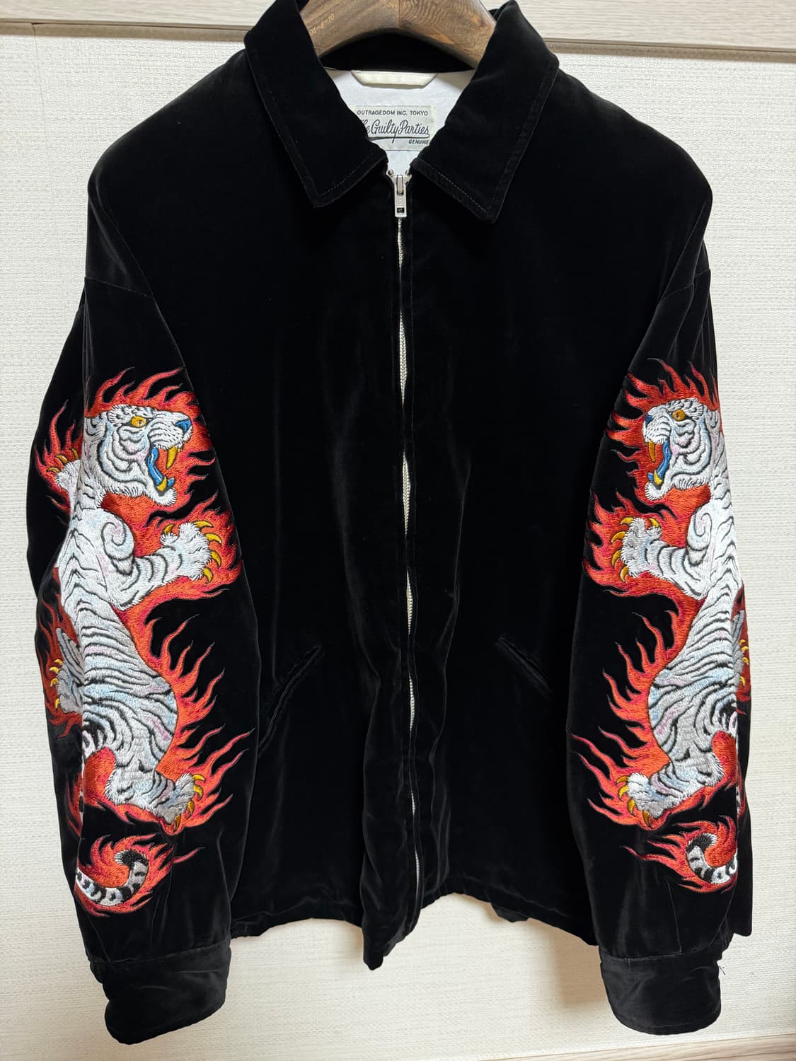 와코마리아 팀레이 벨벳자켓 상품이미지1