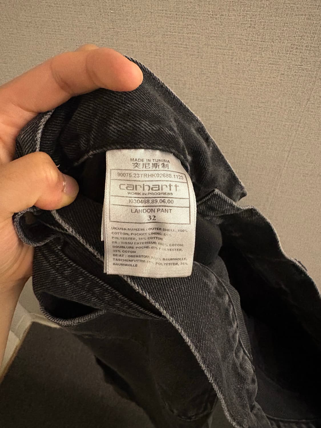 칼하트 블랙 스톤 워시드 데님 상품이미지3