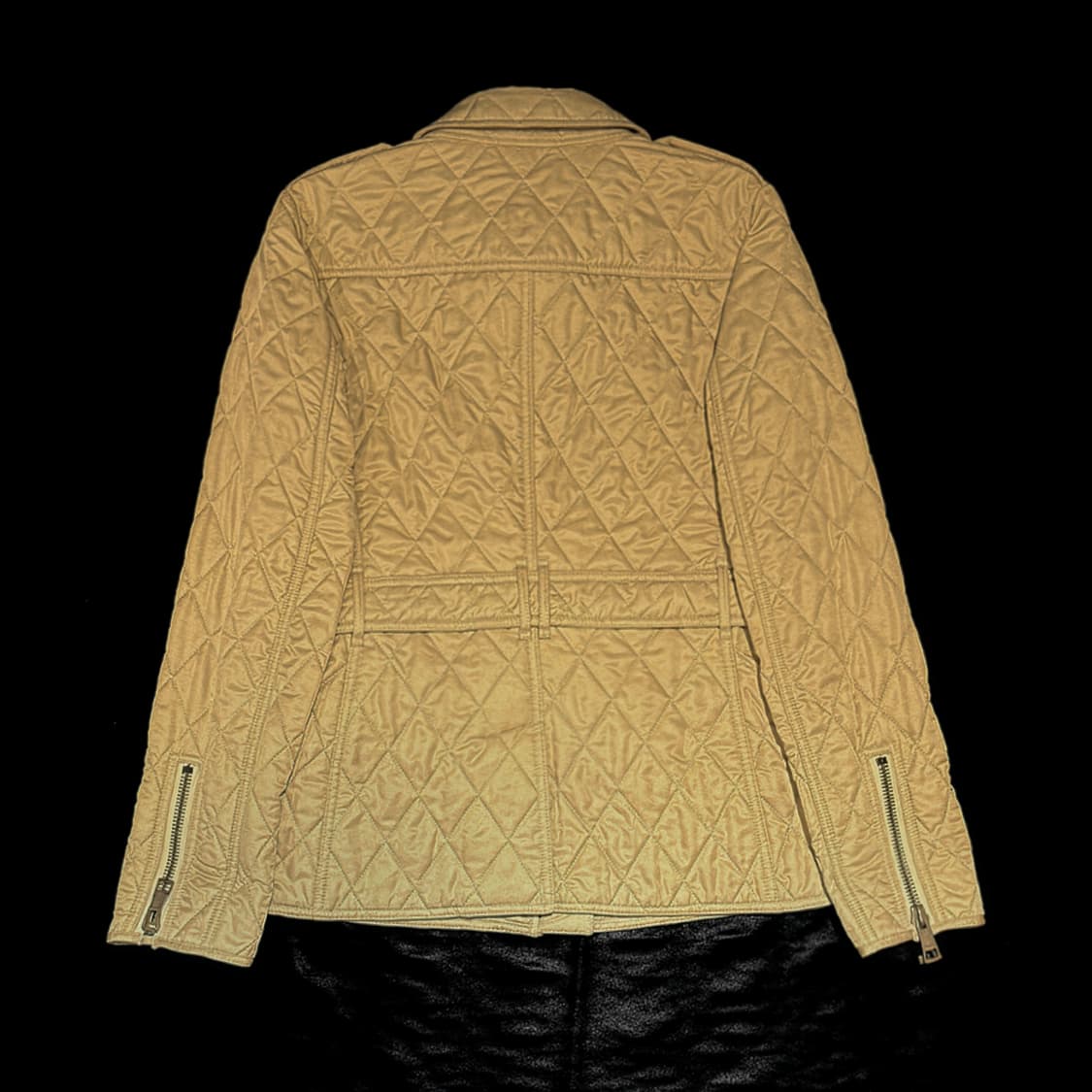 버버리 퀼팅 자켓 상품이미지2